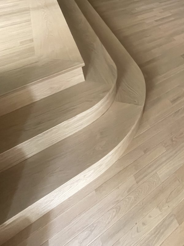 Planken vloer met Trap Planken vloer met Trap gelegd door Themen Floors uit Amsterdam